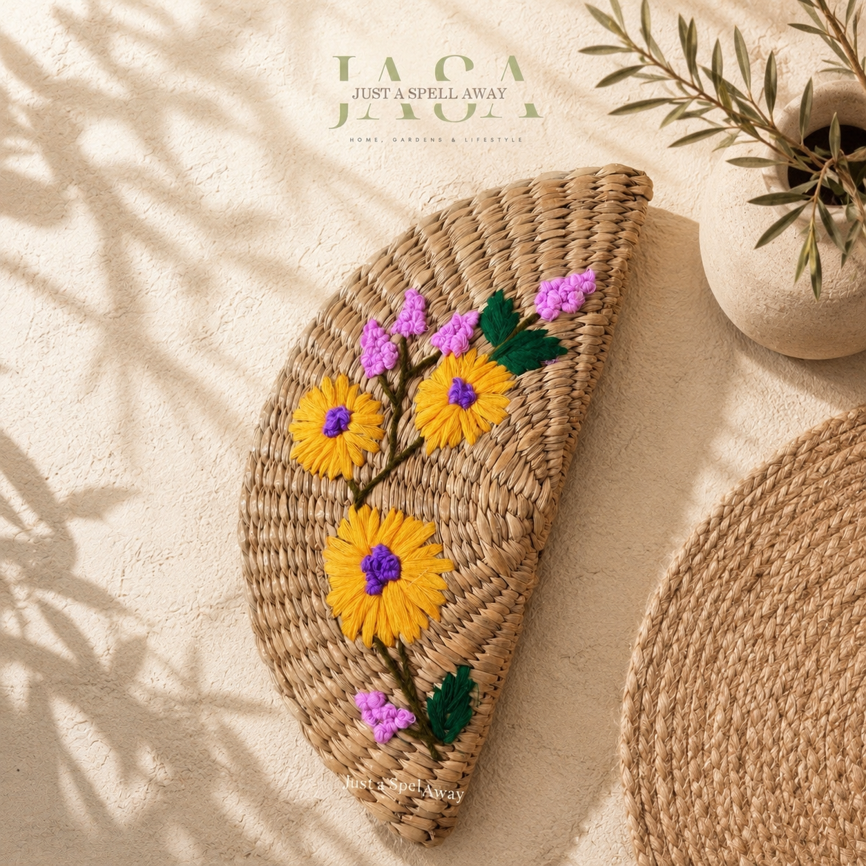Floral Spray Reed Grass Clutch